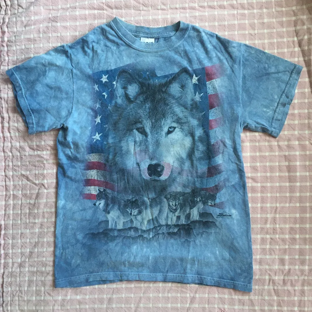 Vintage Americana Wolf Shirt - Sz S photo 3