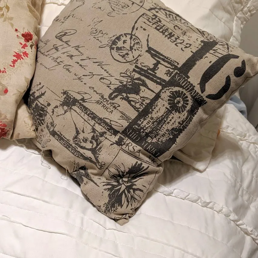 Shabby Boho Pillow With south African Motif photo 1