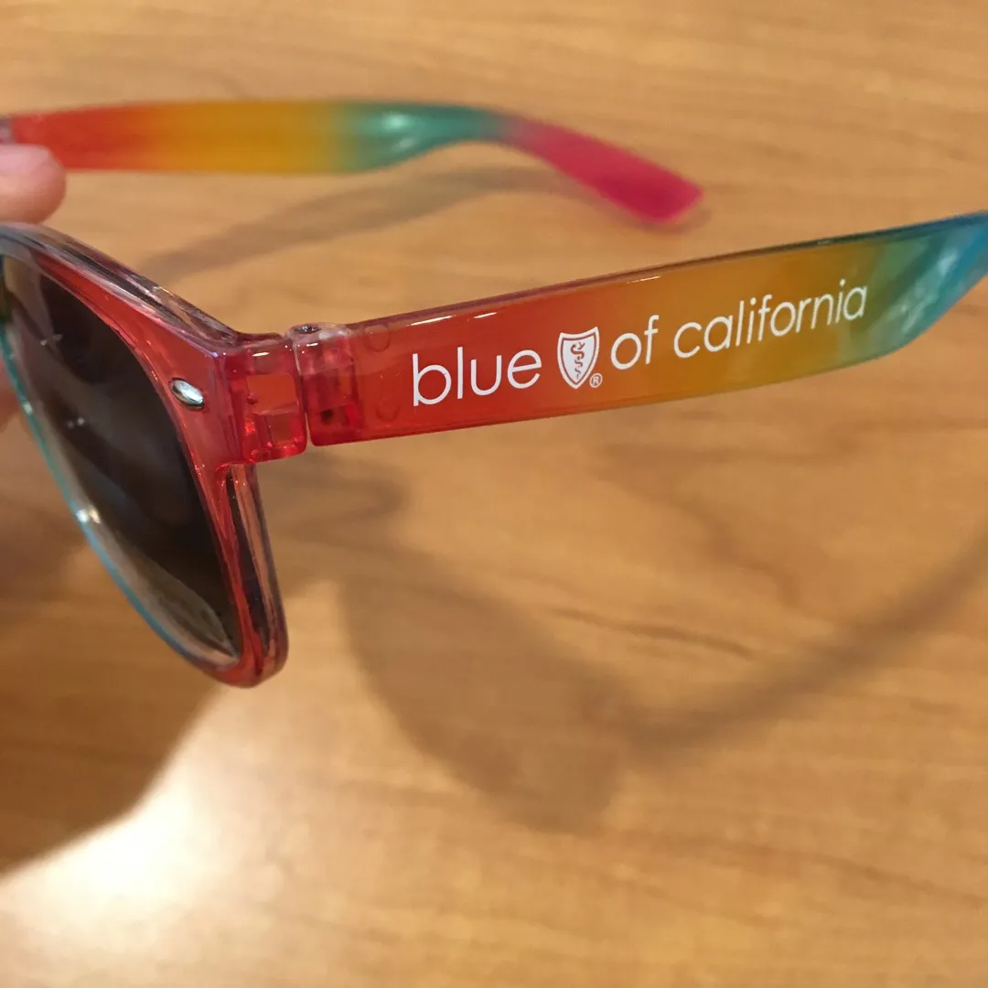 Rainbow sunglasses photo 4