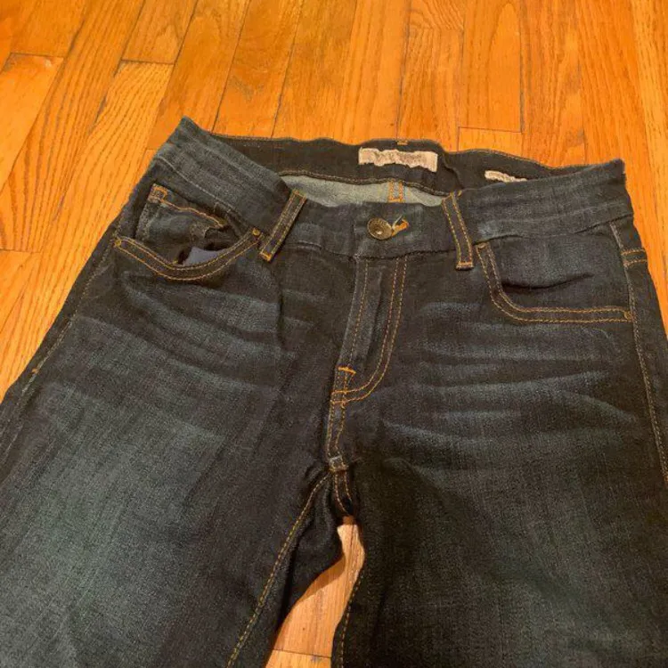 GUESS Size 25 Skinny Jeans - Dark/Indigo photo 1