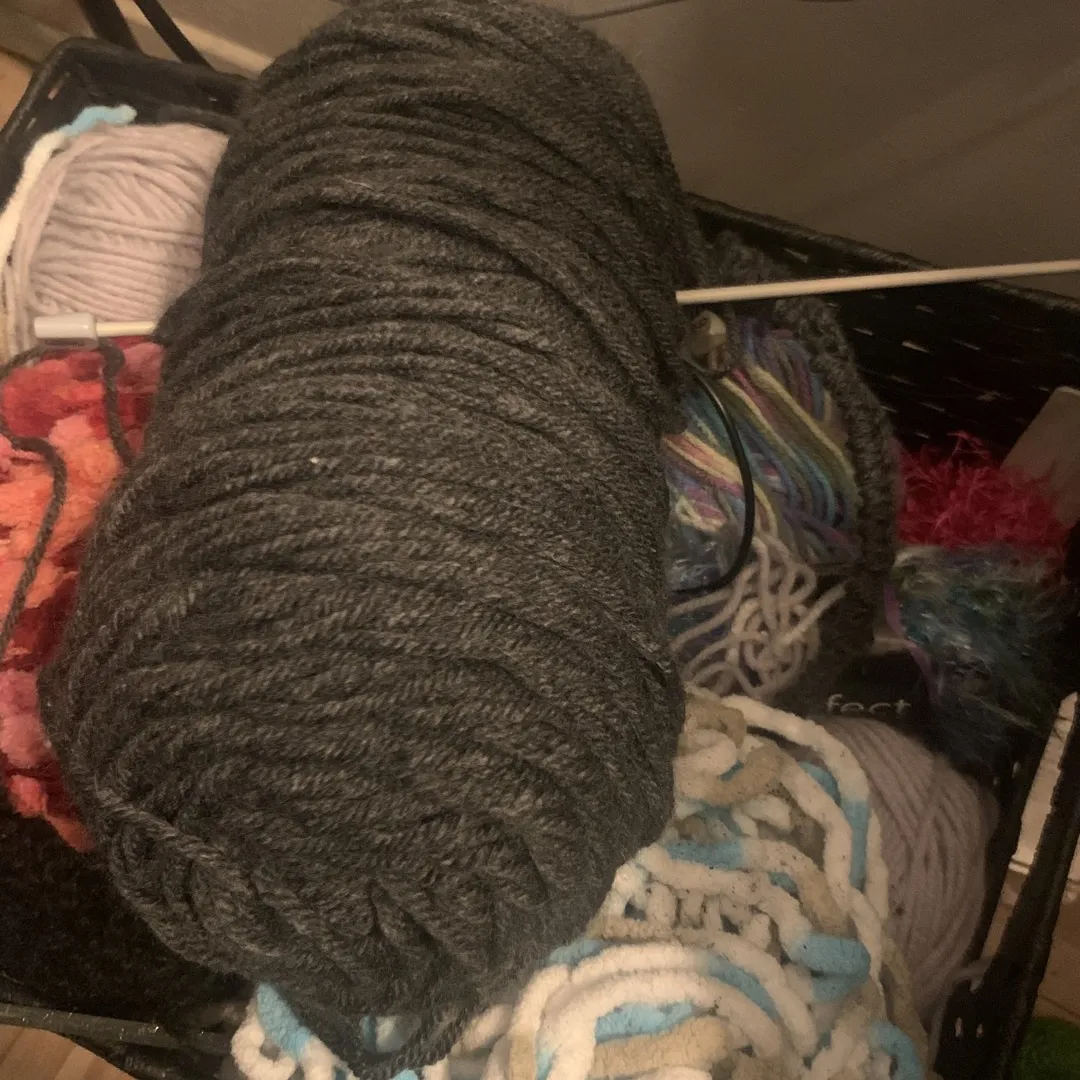ISO Crochet/ Knitting Lessons 🧶 photo 1