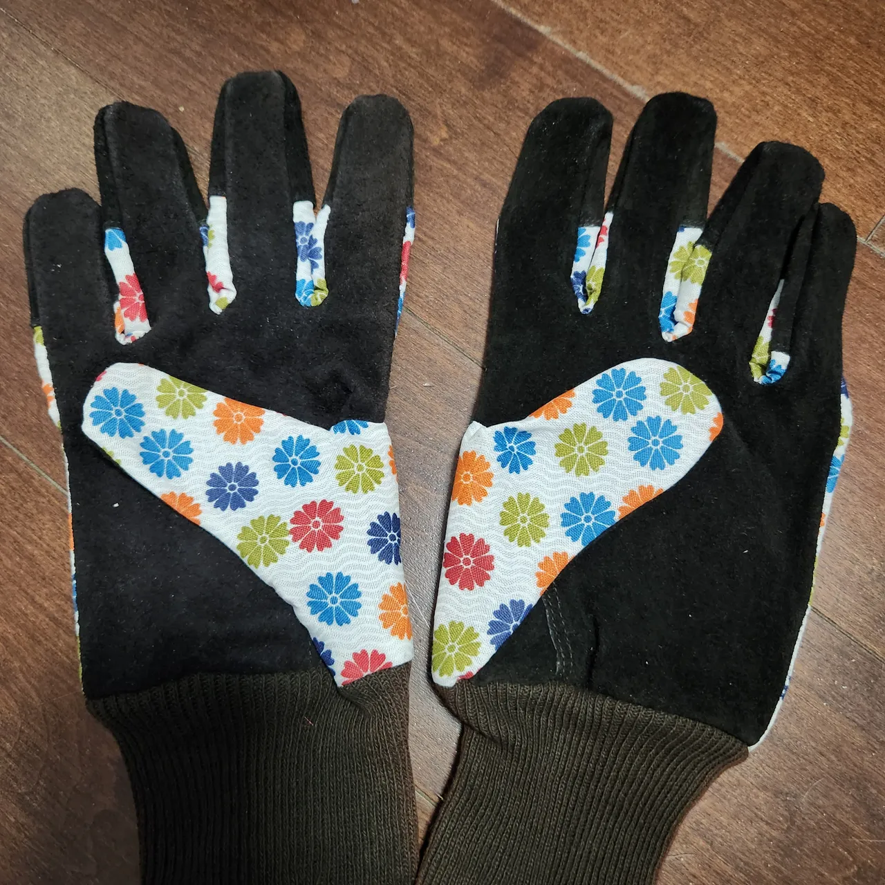 Gardening Gloves Brand New photo 1