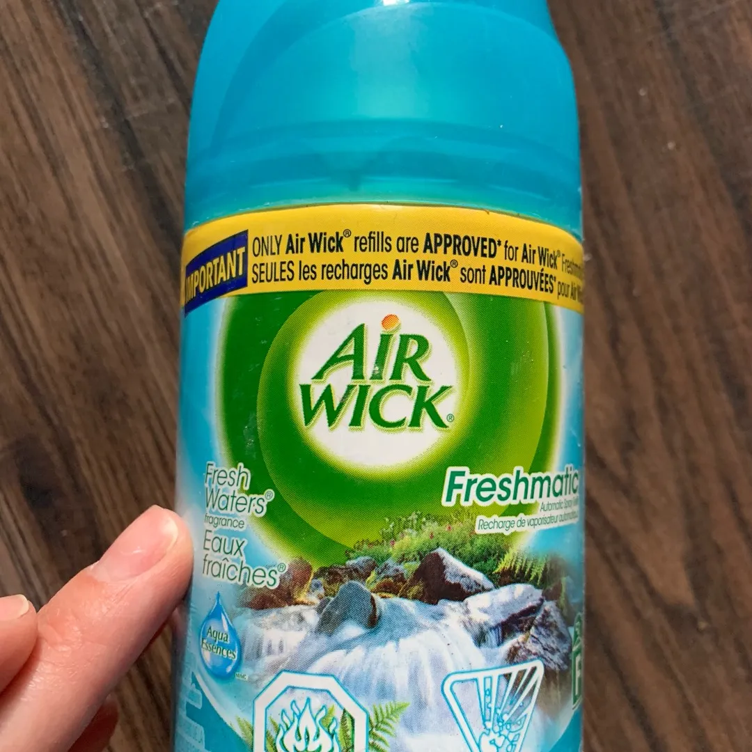Air Wick Air Freshener photo 1