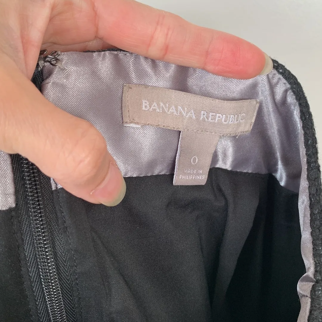 Banana Republic Textured Black Pencil Skirt photo 4