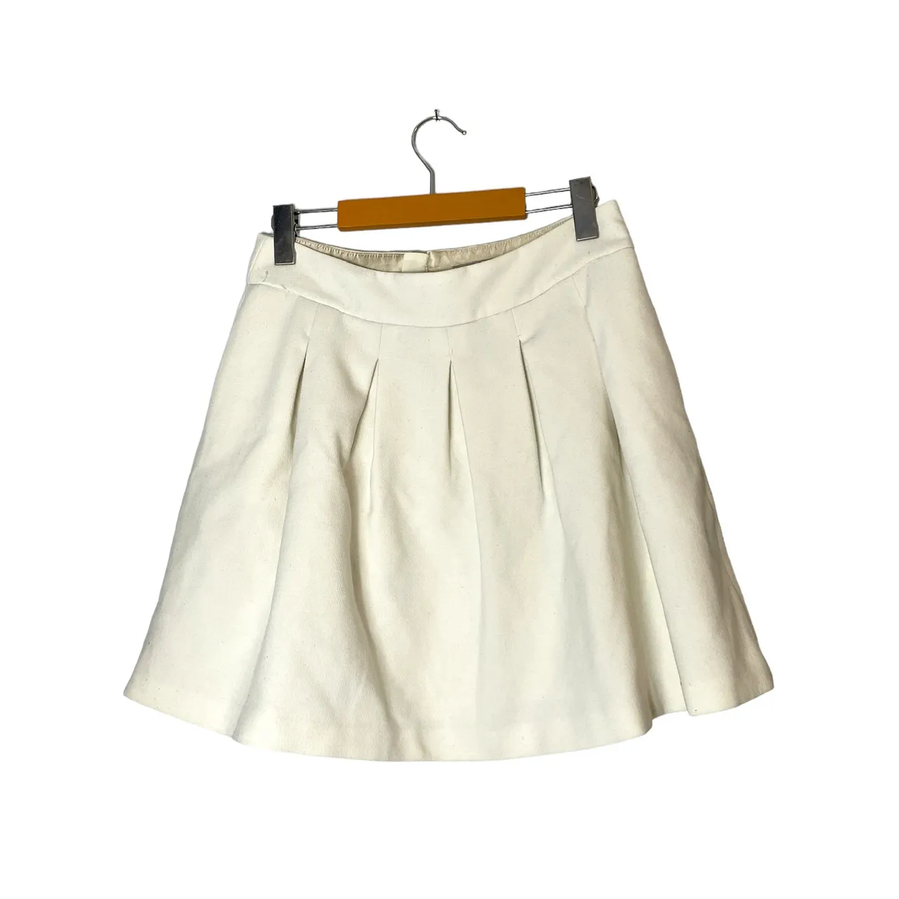 Banana Republic Off White Pleated Skirt Size 4 photo 1