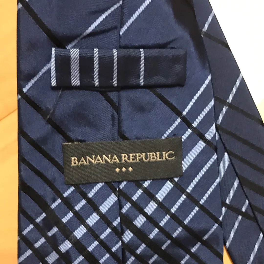 Banana Republic Tie photo 3