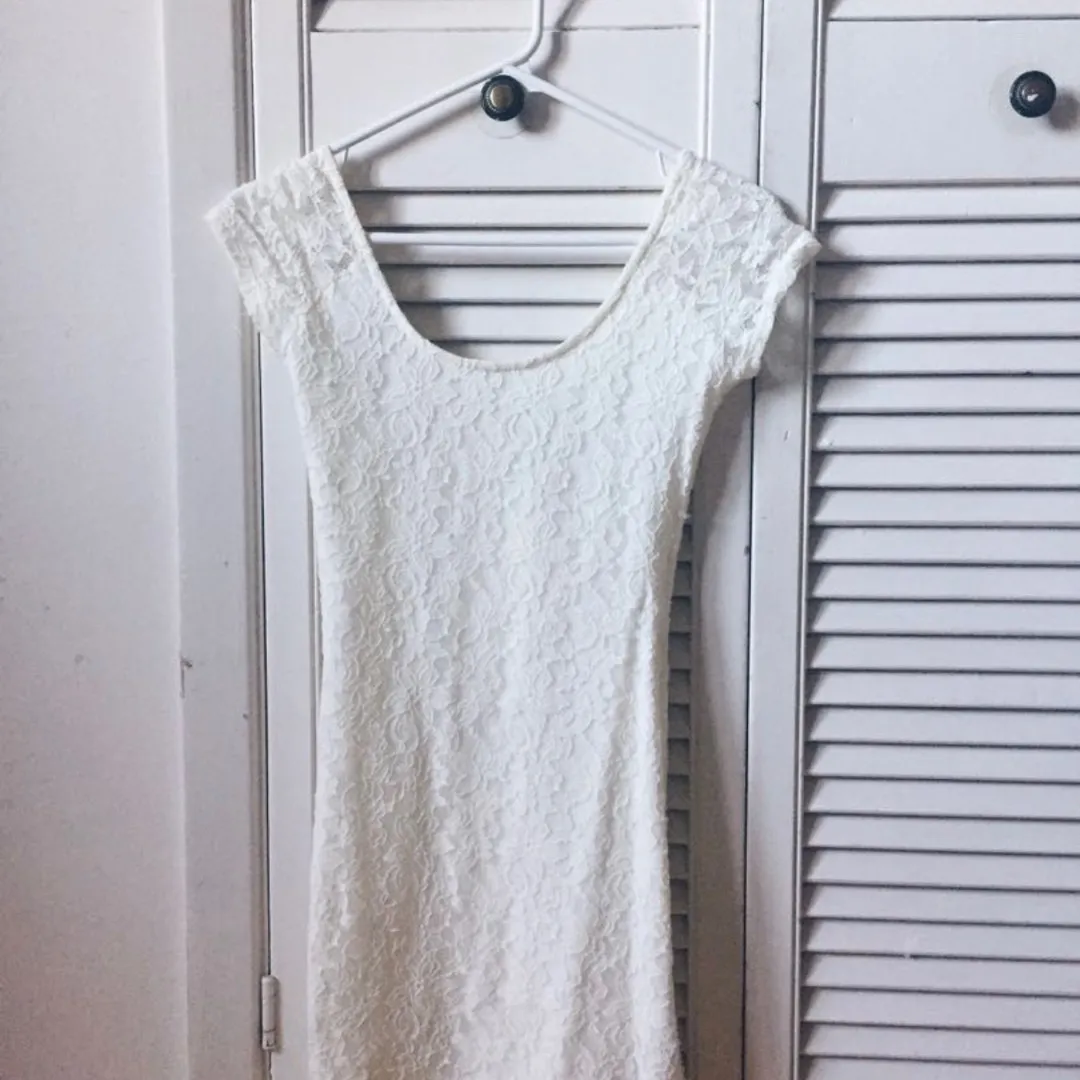 White Lace dress photo 1