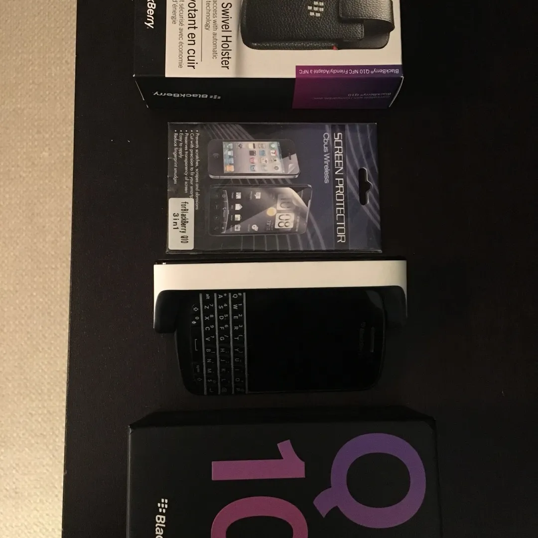 Blackberry Q10 - Rogers photo 1