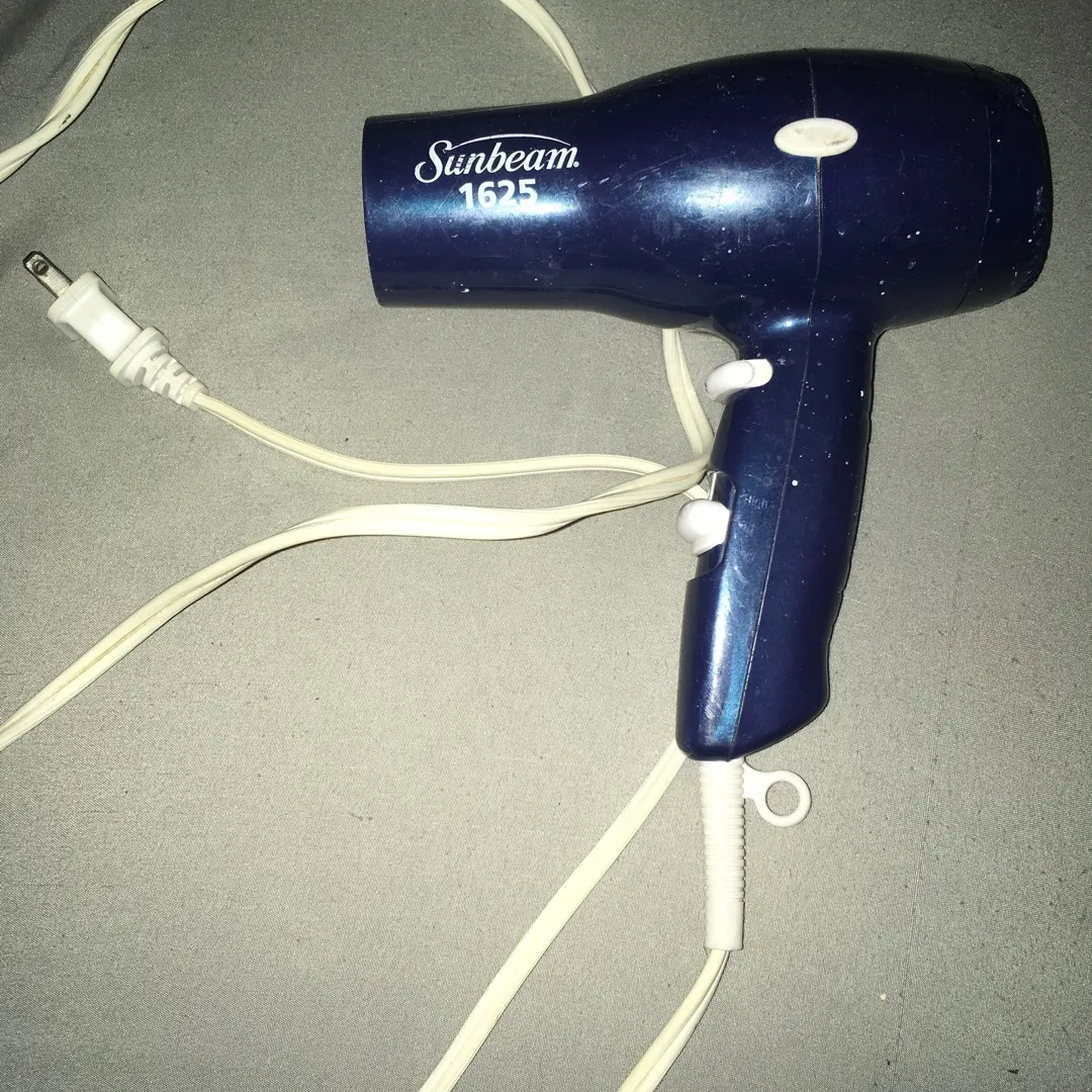 Small but mighty hair dryer photo 1