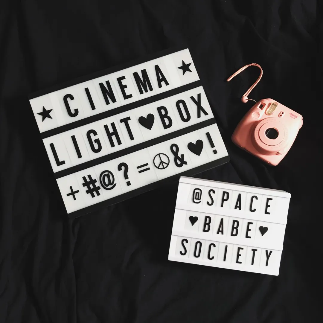 Cinema light box photo 1