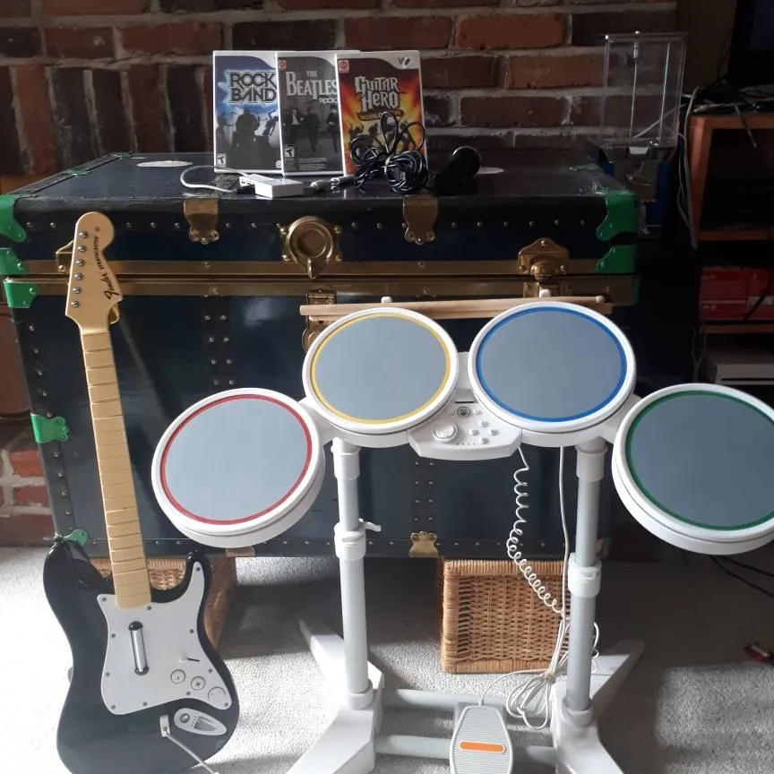 Wii Rockband Set photo 1