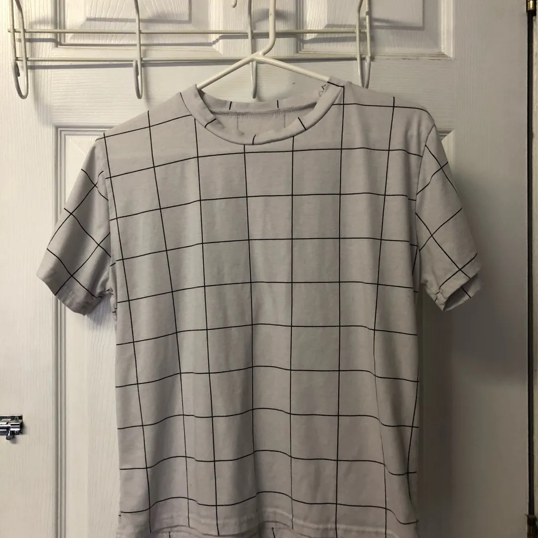 Grid Patterned shirt photo 1