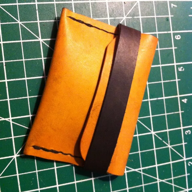 Small leather pouch photo 1
