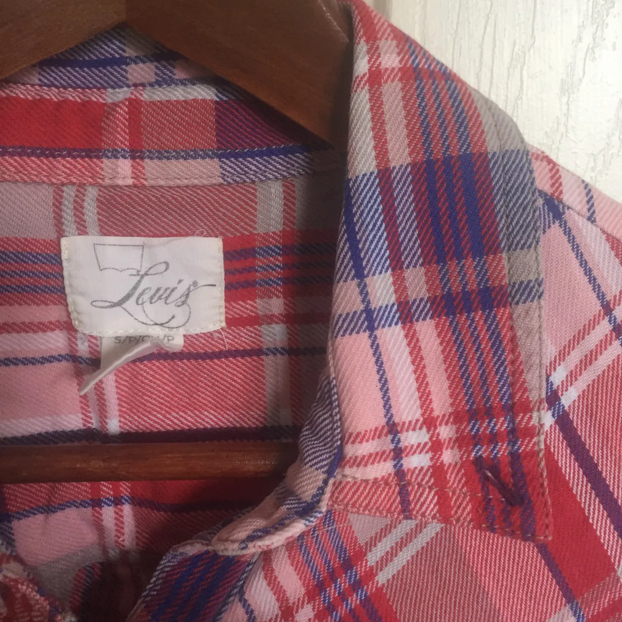 Levis women’s flannel shirt small photo 3
