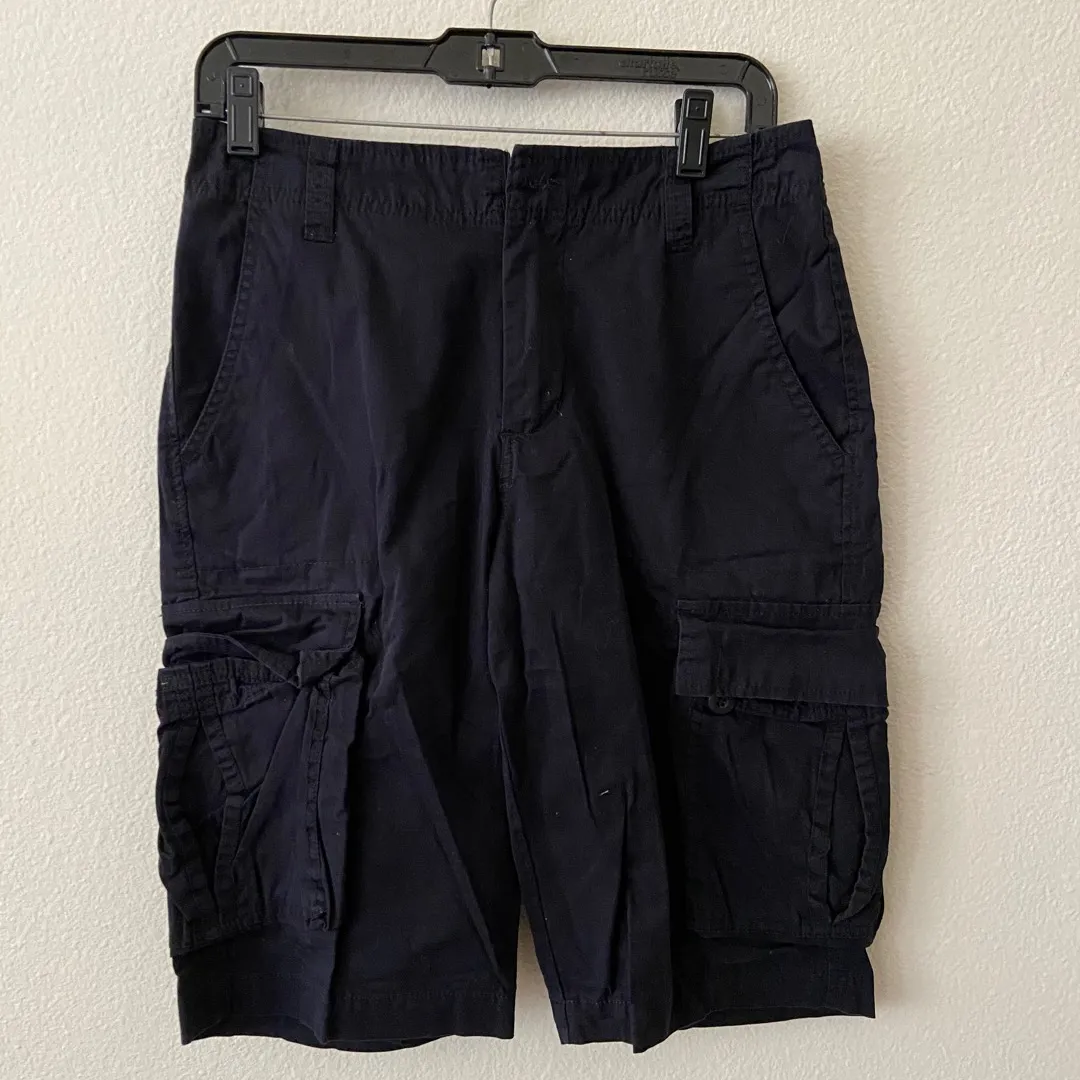 Navy Blue Size 28 Men’s Shorts photo 1