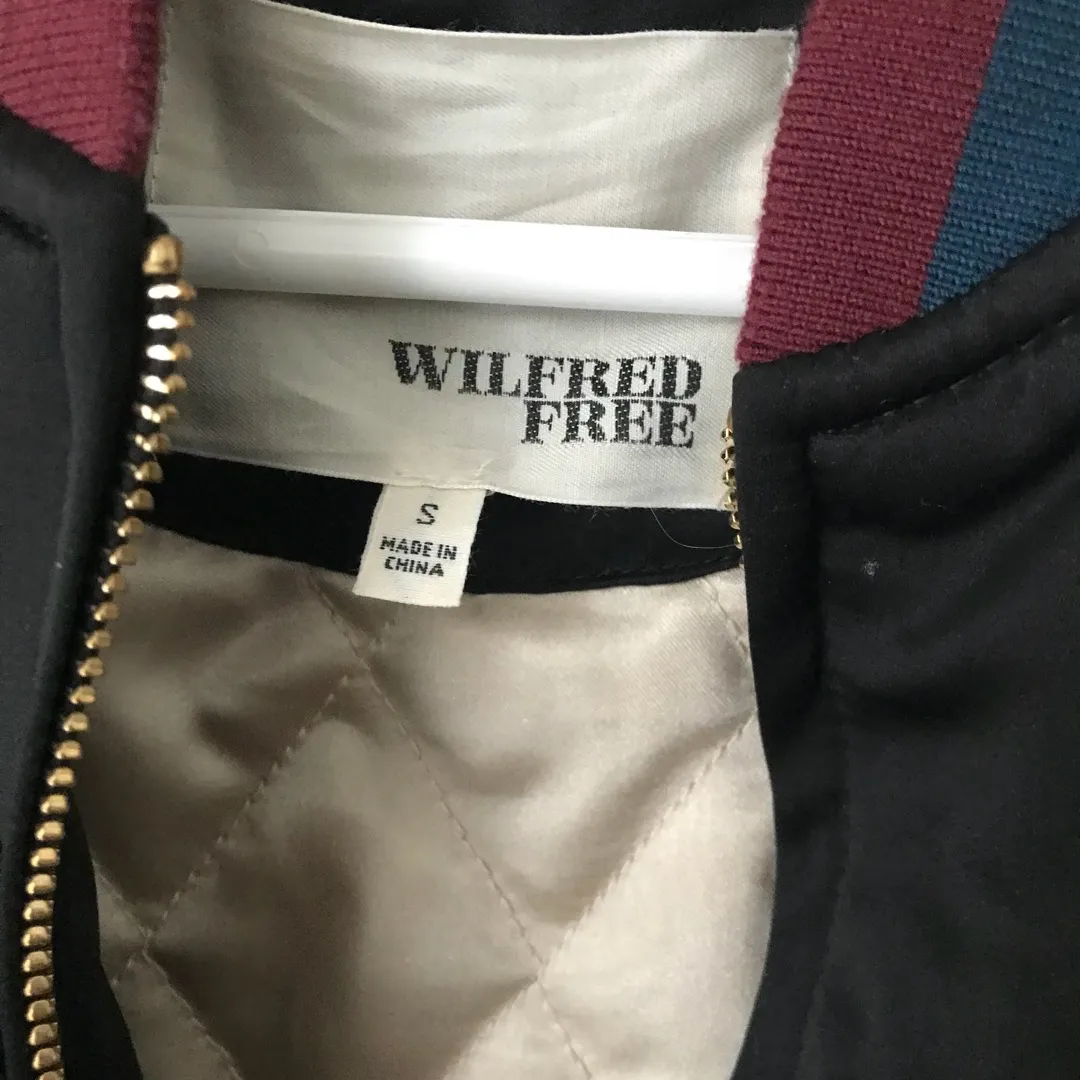 Wilfred Free Embroidery Bomber (S) photo 4