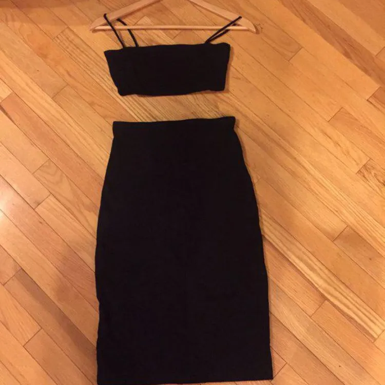 Reformation Two Piece - Sz Small photo 1