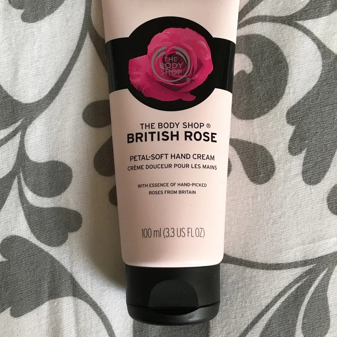 Body Shop British Rose Hand Cream photo 1