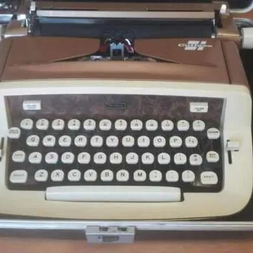 Typewriter photo 1