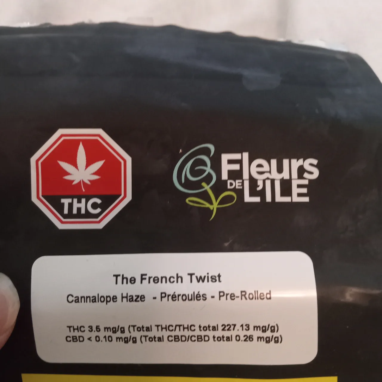 2 pre rolls - Cannabis Cantaloupe Haze  photo 1