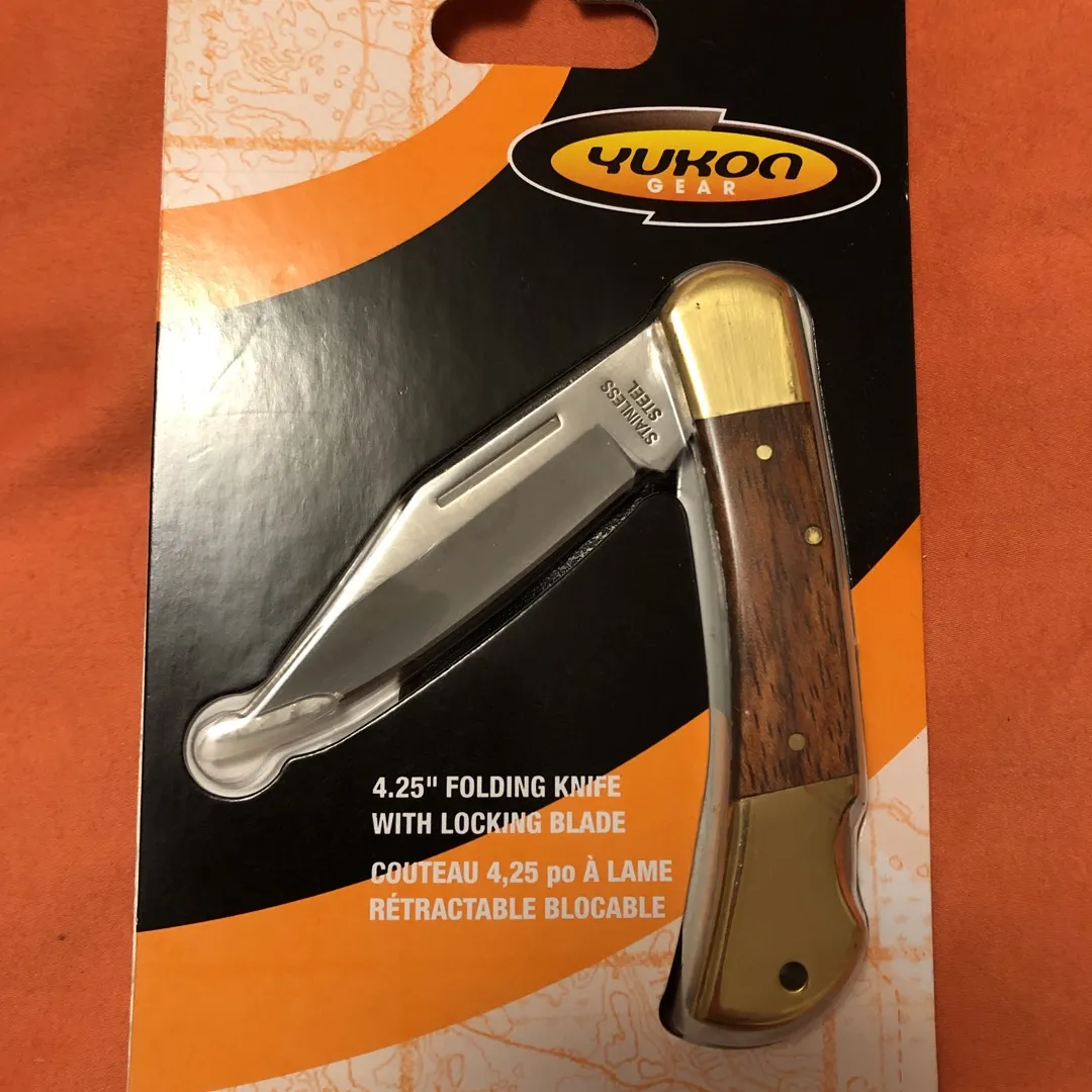 Knife in package photo 1