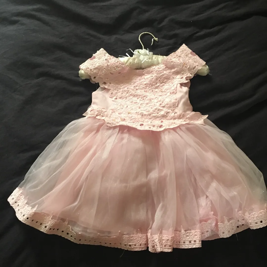 BNWT 2-4T (medium) Formal Dress photo 1