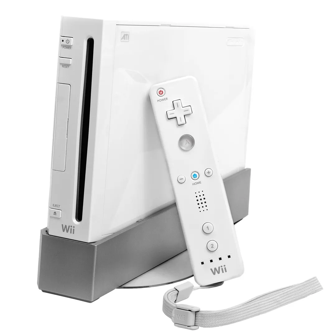 Wii Gen 1 + games + controllers photo 1