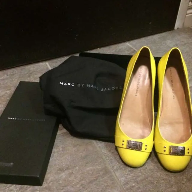 Yellow Marc By Marc Jacobs Flats photo 3