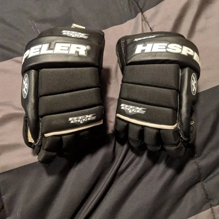 Hespeler RTX Lite Hockey Gloves (Small Size) photo 1