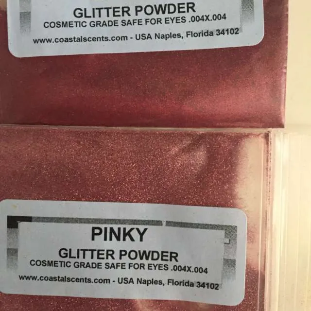 Pink And Red Cosmetic Glitter Powders photo 1