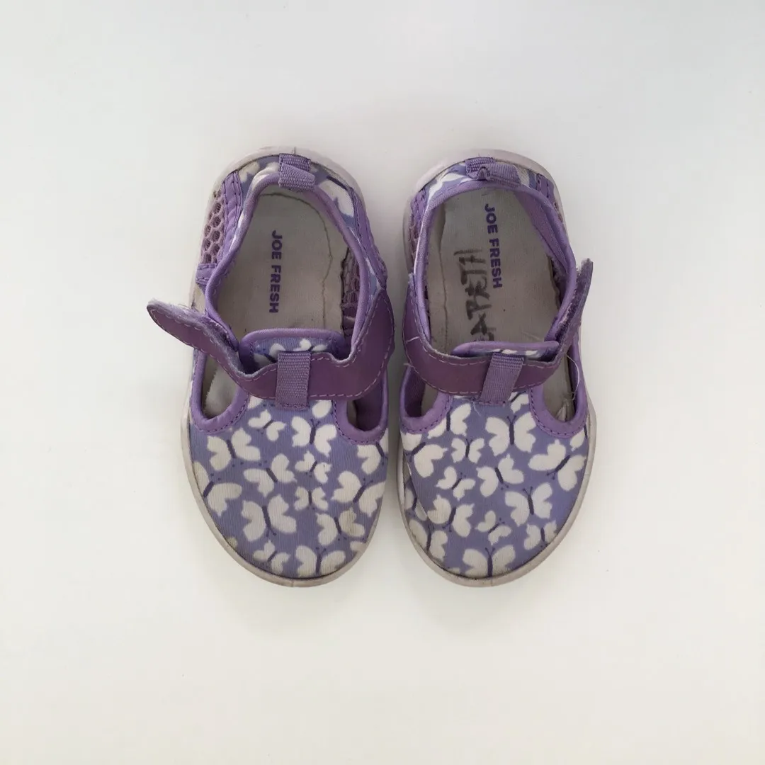 Size 6 Water Shoes For Toddlers photo 1