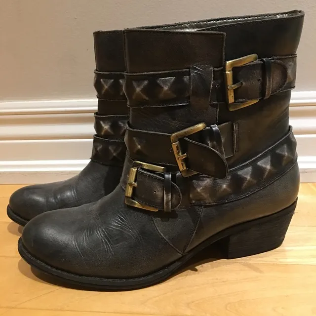 Brand New Volatile Leather Booties, Size 6 photo 1