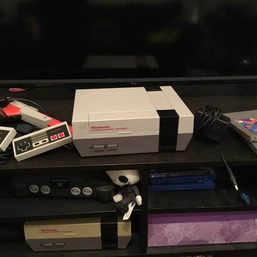 Original NES - Incomplete photo 1
