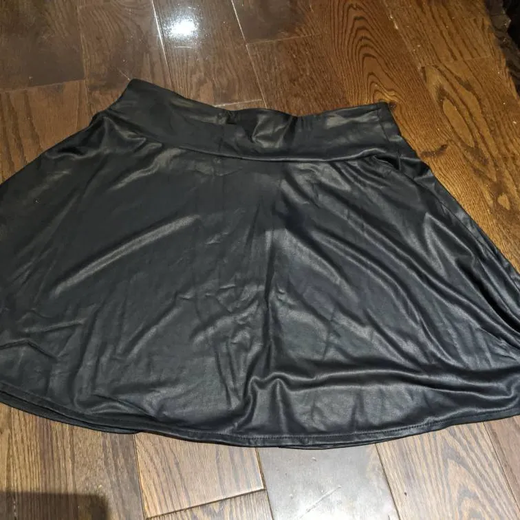 Black Leather Skirt photo 1