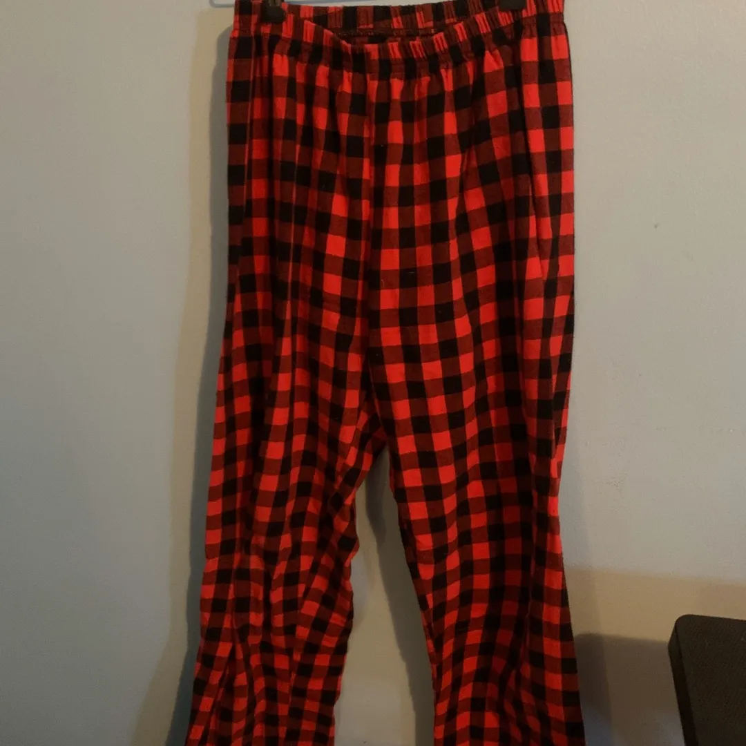 red checkered pjs photo 1
