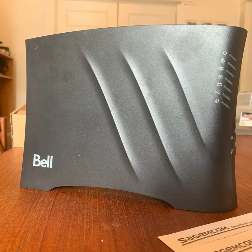Bell WiFi Internet Connection Home Hub photo 1