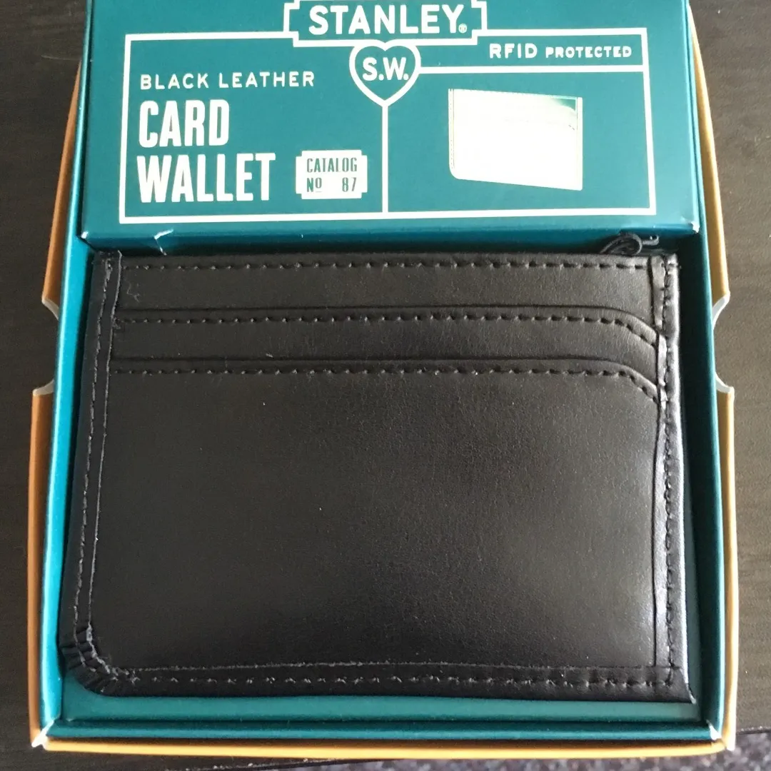 Slim Black Leather Card Wallet photo 1