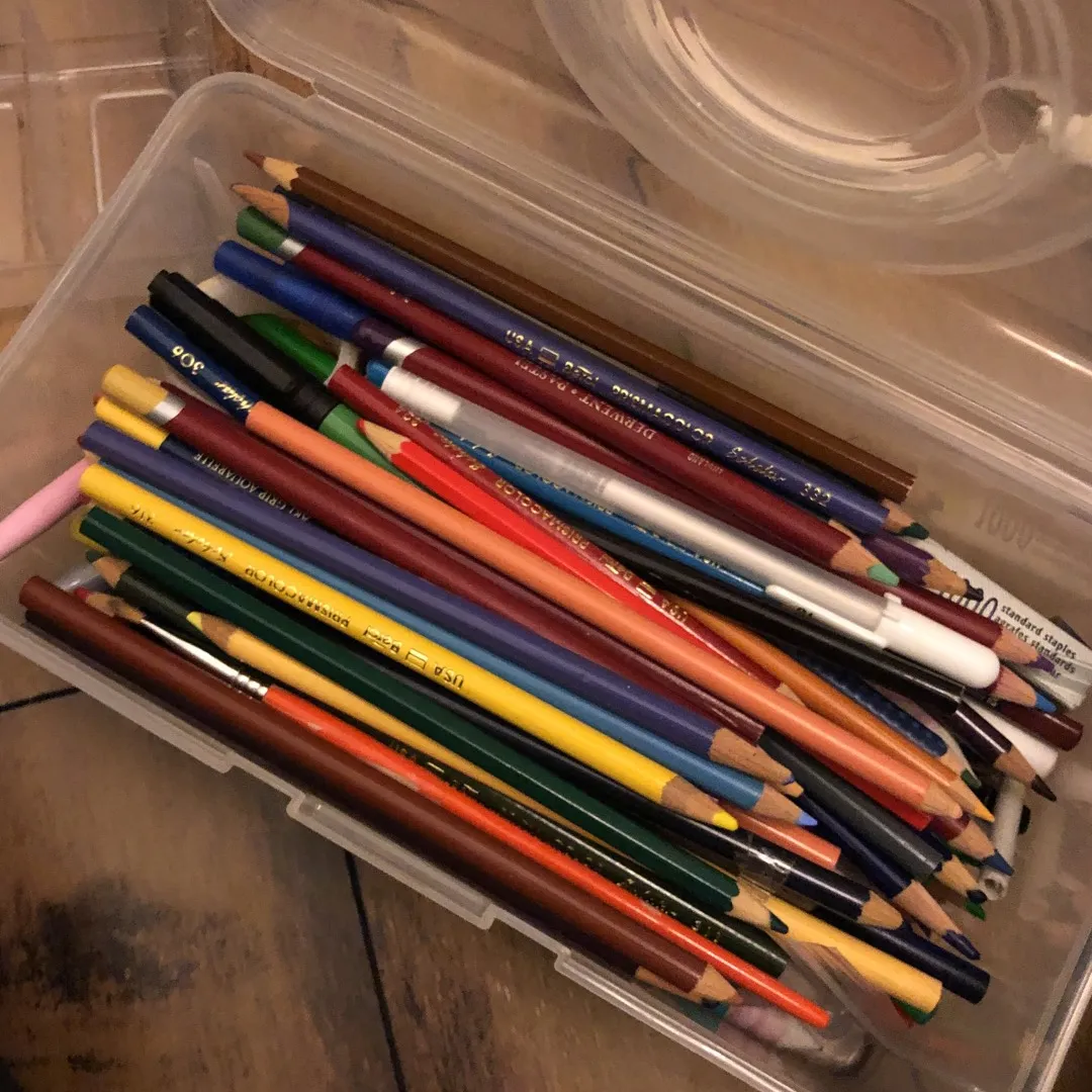 Assorted Art Colour Pencils photo 1