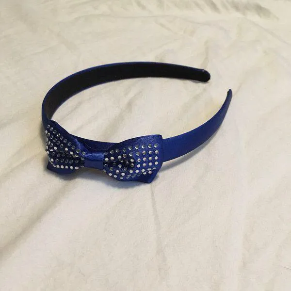 Blue headband photo 1