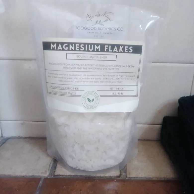 1/2 Bag Magnesium Flakes photo 1