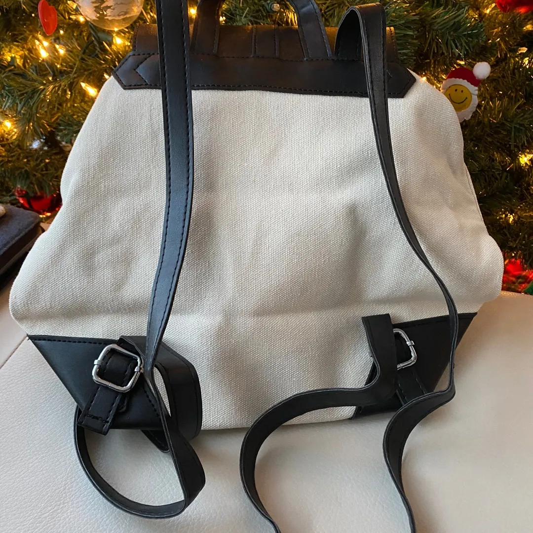 🎁 Giftable - Deux Lux Demi Backpack photo 3