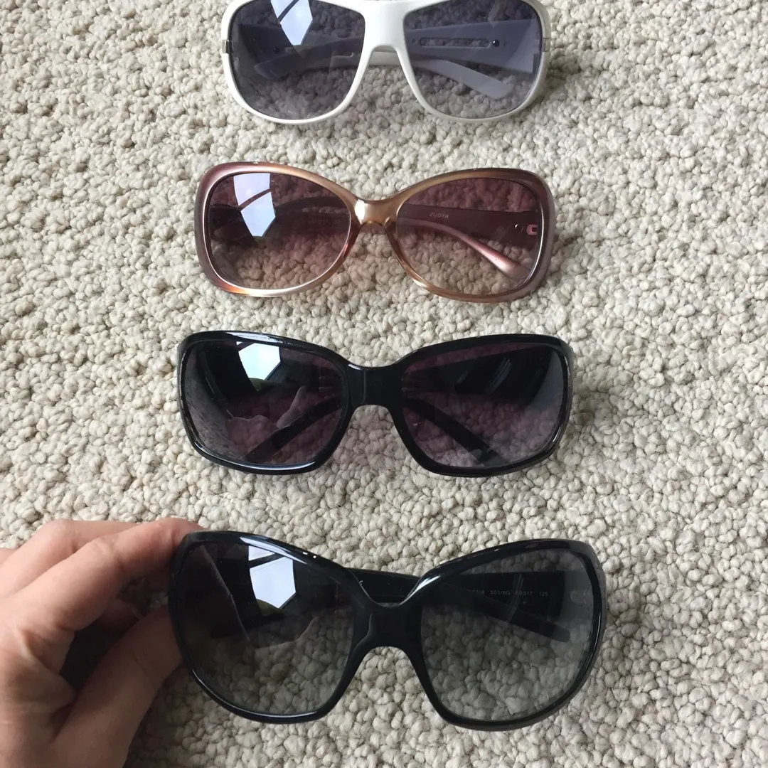 Sunglasses - 1 dolce and gabbana photo 1
