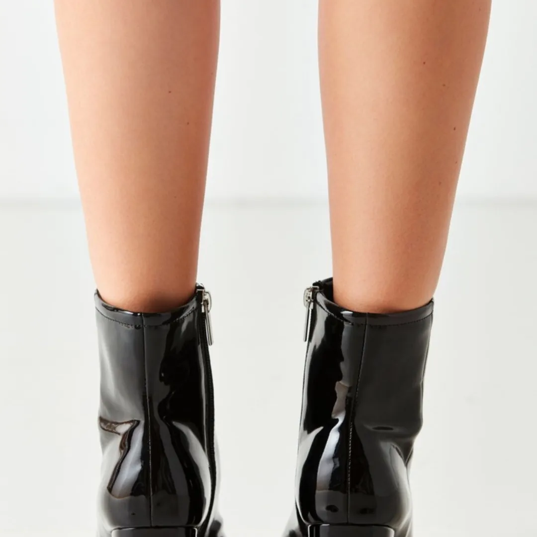 UO boots photo 5