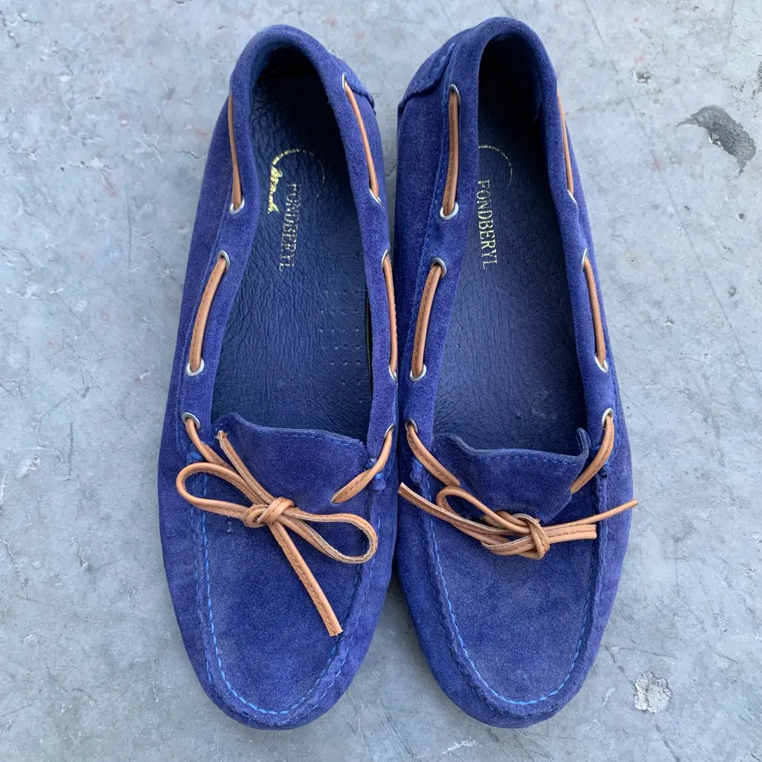 Leather moccasins photo 1