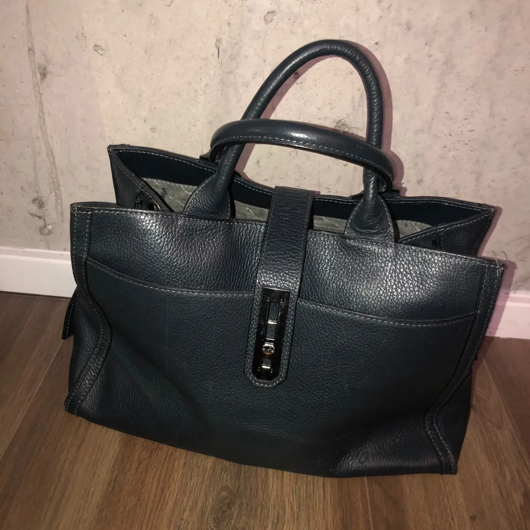 Real Leather Bag photo 1
