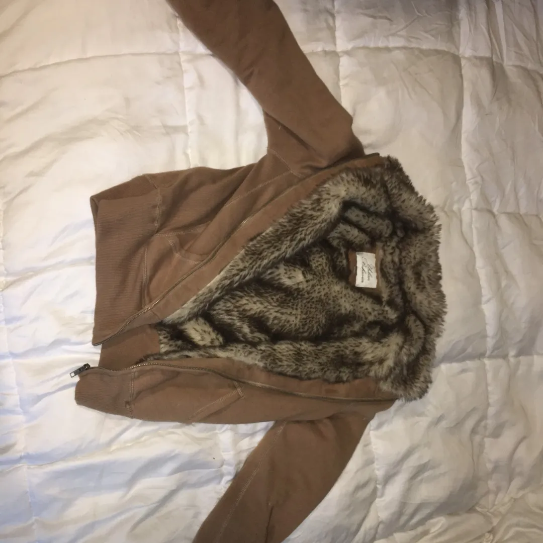 Fake Fur Jacket/sweater photo 1