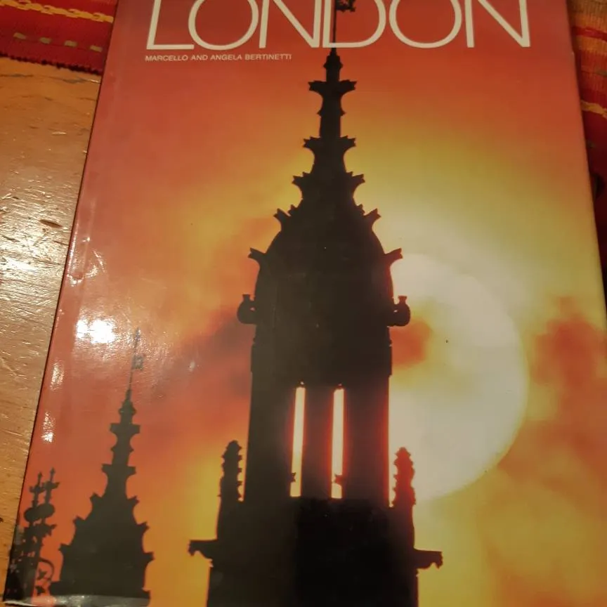 London, England Table Book photo 1