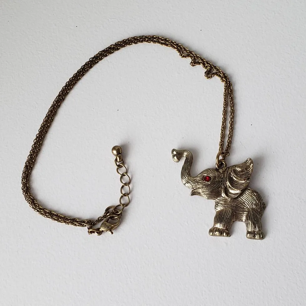 Baby Elephant Necklace photo 1