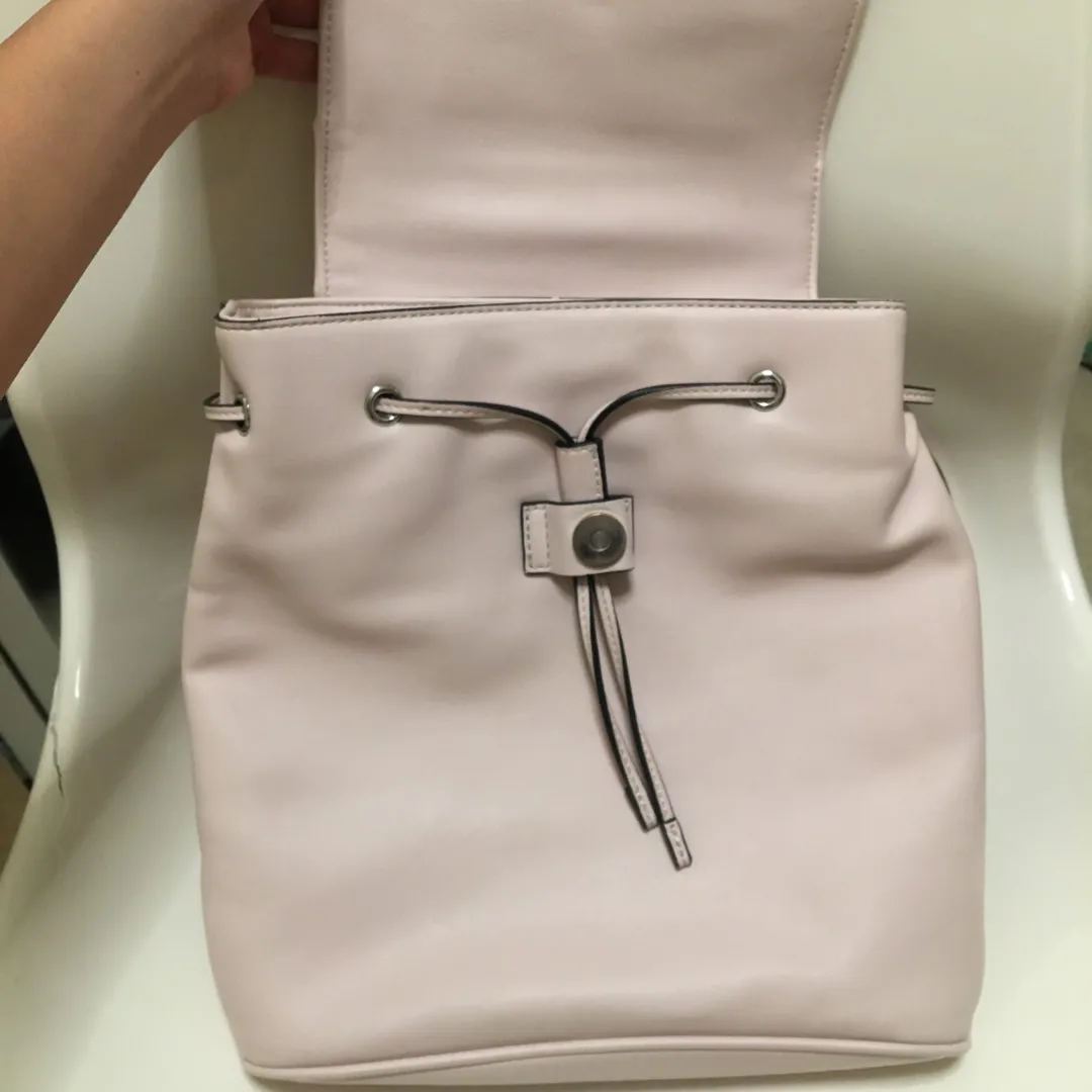 Calvin Klein Backpack (Pastel Pink! ♡) photo 3