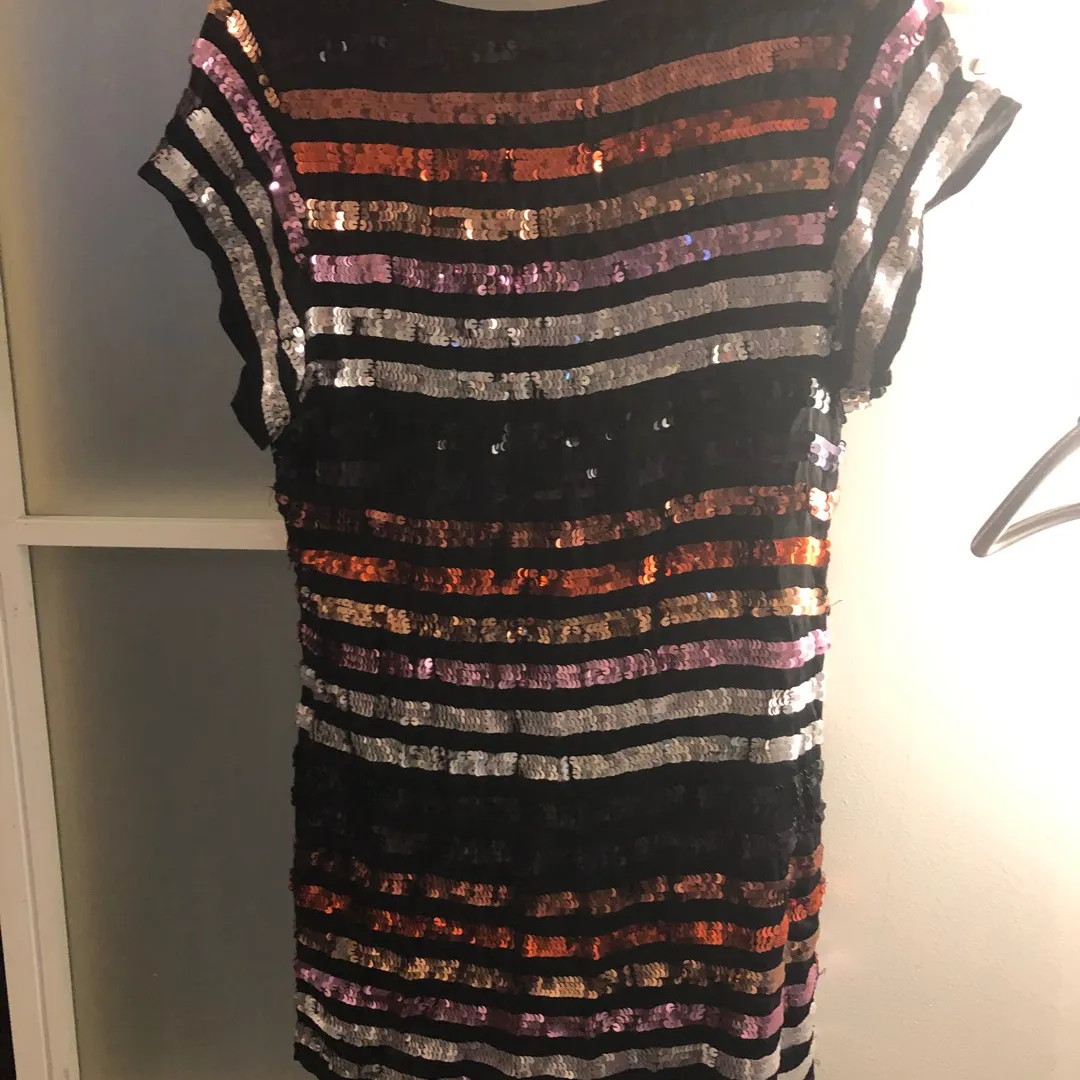 Gorgeous French Connection Mini Sequin Dress Size 4 photo 3